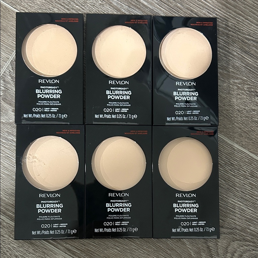 New 6X Revlon Photoready Blurring Powder #020 light - Medium ( FIRM PRICE )
